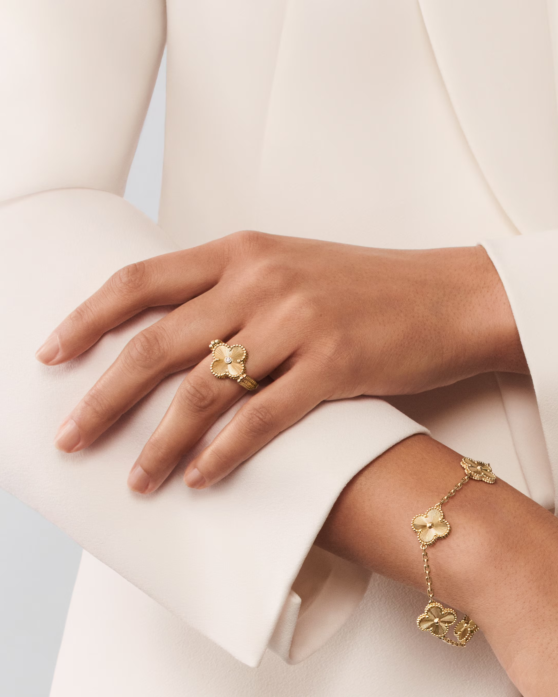 NOIR™ Clover Cable Chain Bracelet - Gold