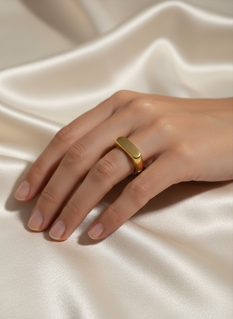 SIGNIA™ Elongated Signet Ring