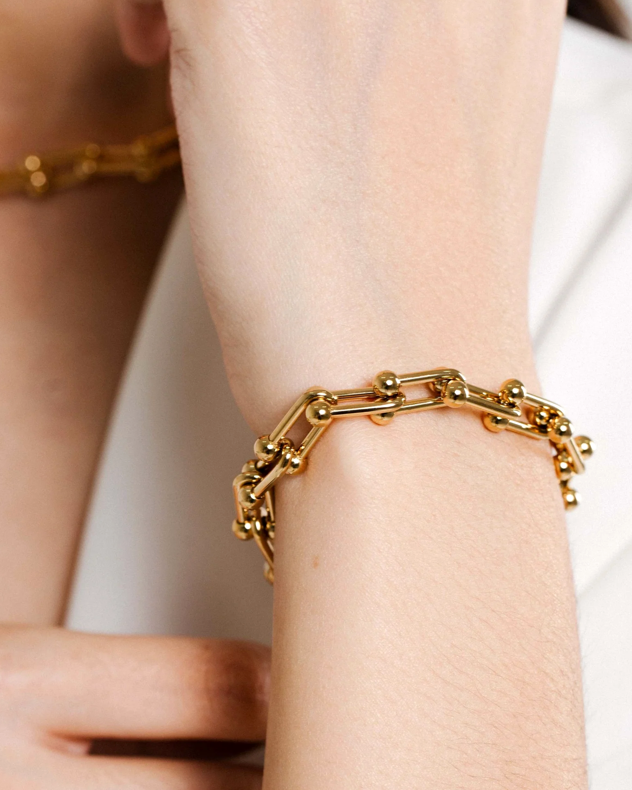 CELESTE™ Elongated Link Bracelet – Gold