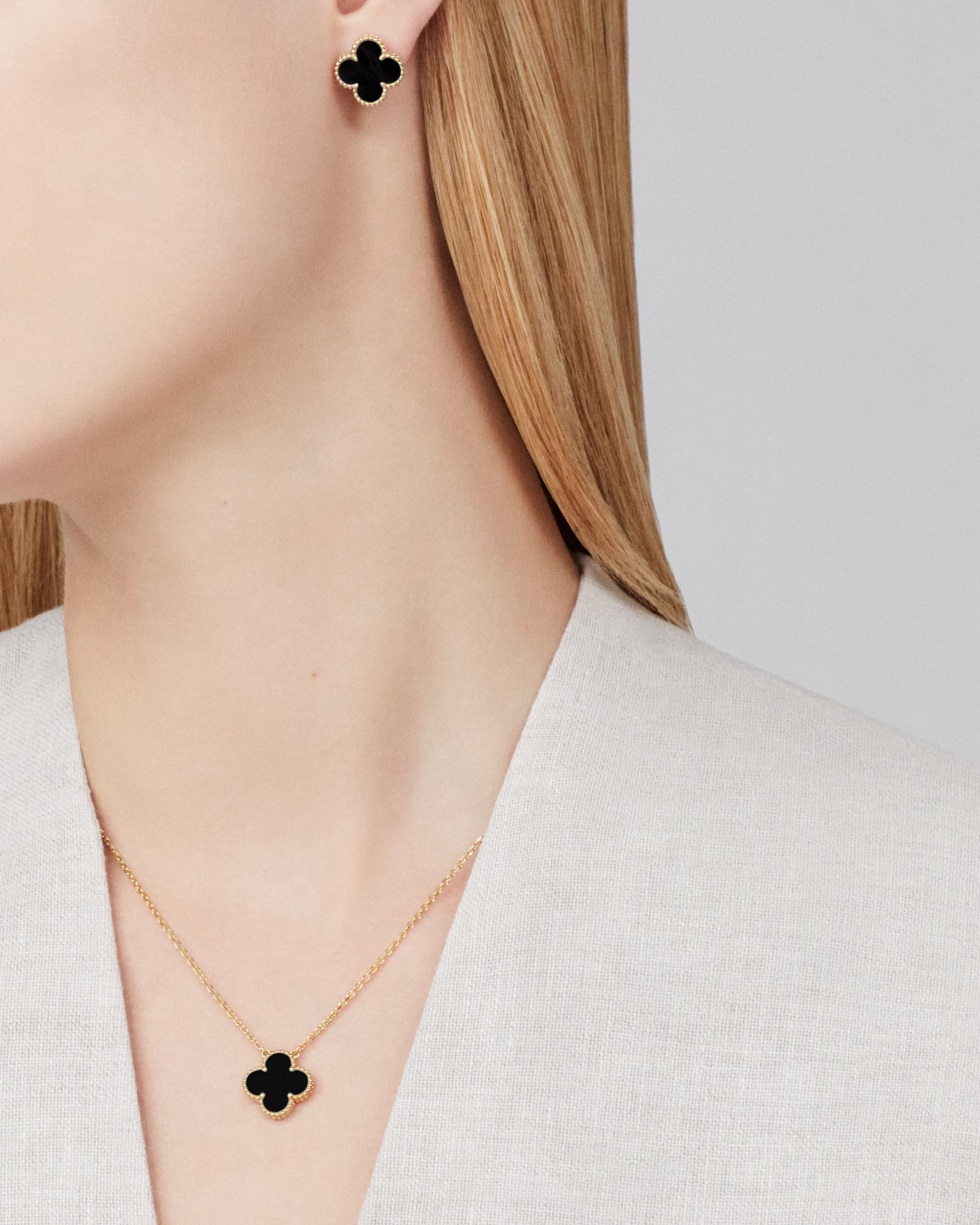 NOIR™ Clover Cable Chain Necklace - Black Gold