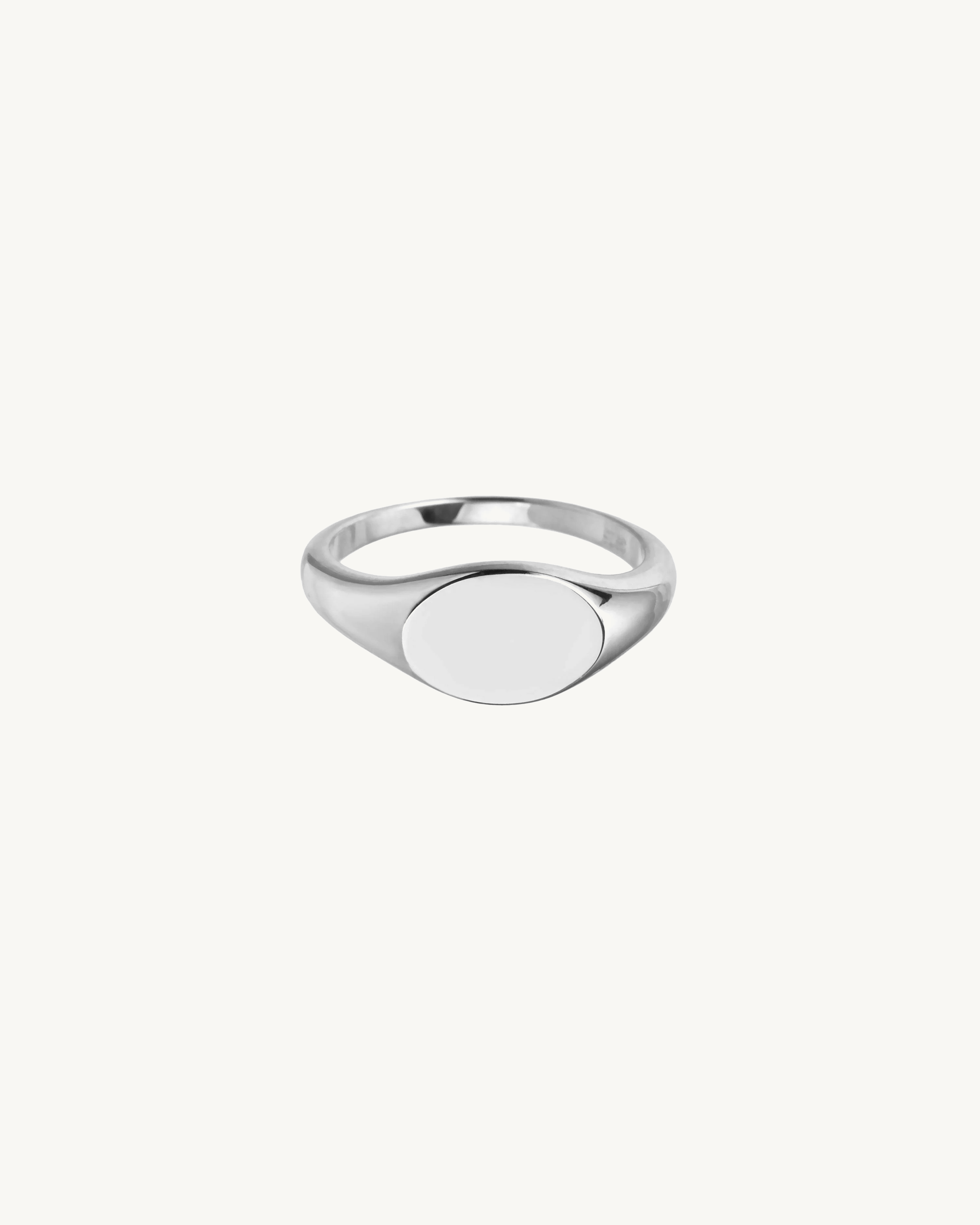 CELESTE™ Bold Oval Signet Ring - Silver