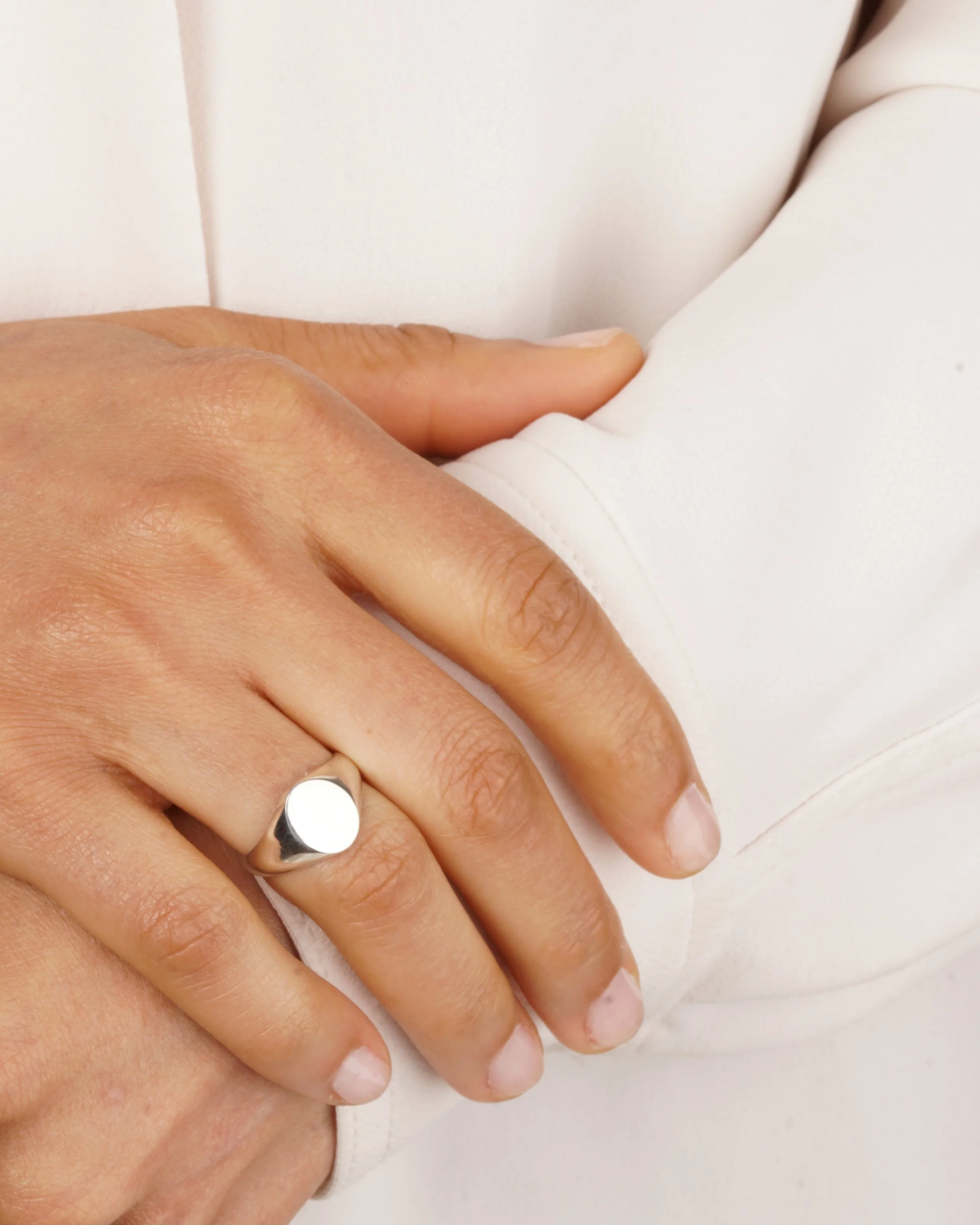 CELESTE™ Bold Round Signet Ring - Silver