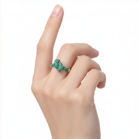 NOIR™ Knot Ring